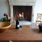 Sarffy House 4*