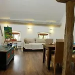 Sarffy House Bed & Breakfast Dörgicse