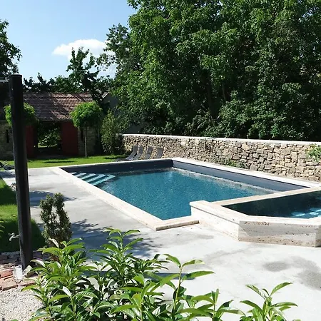 Oda ve Kahvaltı Sarffy House 4*