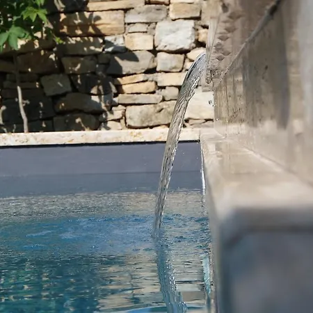 Sarffy House Oda ve Kahvaltı