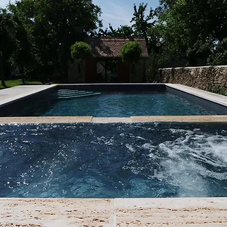 Oda ve Kahvaltı Sarffy House Dörgicse