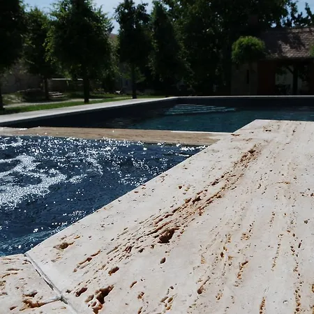 Sarffy House Oda ve Kahvaltı Dörgicse