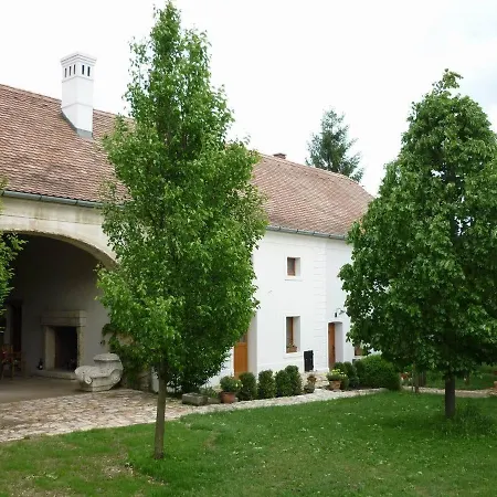 Sárffy House 4* Dörgicse