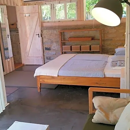 Sarffy House Bed and Breakfast