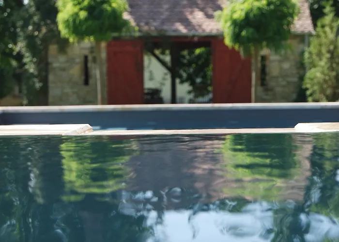 לינה וארוחת בוקר Sarffy House Dörgicse